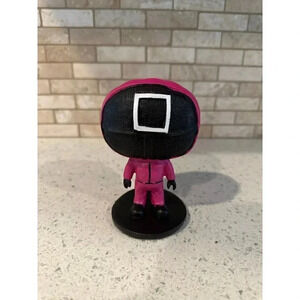 Squid game guard figure sg